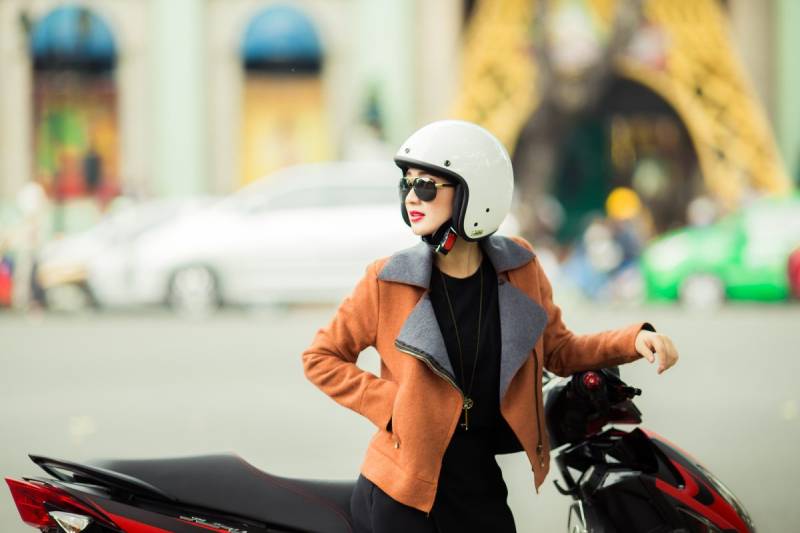 Mơ Thấy Người Đội Mũ Bảo Hiểm Hoặc Nón Bảo Hộ